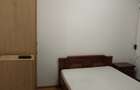 Inchiriez apartament 2 camere la parter zona garii marghita - 3