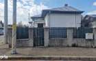Casa reziden?iala din caramida cu garaj, pivni?a si curte privata - 9