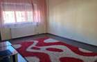 Inchiriez apartament 3 camere - 6