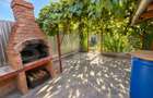 Casa deosebită, 91 mp, teren 1.128 mp, zona Ghirdoveni