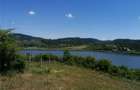 Teren intravilan zona cu destinstie Sport-Turism, langa Lacul STIUCILOR - 1