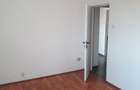 Apartament cu 3 camere in zona buna Decomandat 64 mp - 3