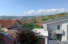 De vanzare vila compusa din 3 apartamente - 9