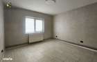 Birou individual in spatiu compartimentat in 4 camere situat in Racada - 1