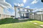 Duplex cu 4 camere - zid dublu despartitor - cartier asfaltat - Mosnit - 7