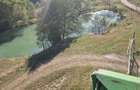 Case teren 2,5ha, restaurant,pensiune investitie,lac cu pesti