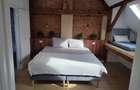 Apartament modern la curte