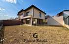 Vilă tip duplex de vânzare | Zona Cetățuia | 390 mp teren | 4 camere - 18