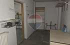 DE INCHIRIAT Spatiu comercial 230 mp S+P+E1+M Dinicu Golescu - 18
