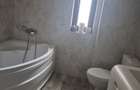 Spre inchiriere ap 3 camere, living , 2 bai