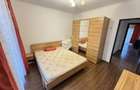 Apartament 4 camere semidecomandat+2parcai incluse in pret | Buna ziua | Boxa