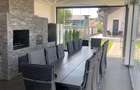 Casa superba cu piscina langa padure cu acces privat - 1