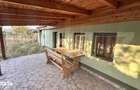 Casa renovata - situata central in satul Aurel Vlaicu