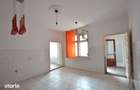 Inchiriez apartament 2 camere bucatarie baie si hol in curte comuna - 5