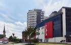 Dau in chirie apartament 100mp, finisat modern, cu loc de parcare subteran, in complexul BUD Shopping Plaza, la etajul 9 - 1