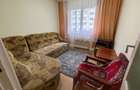 Apartament de inchiriat 3 camere etaj intermediar strada Parang!