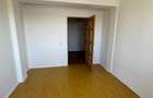 cv 77 C.Brancoveanu, apartament 3 camere nemobilat,etaj II+ garaj - 8
