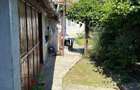 Casa de vanzare - Zona lini?tita - 3