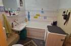 Vanzare 3 camere Titan Auchan
