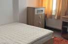 Ofer spre inchiriere apartament cu 2 camere . - 1