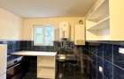 Apartament peste garaj/terasa/curte/parcari.