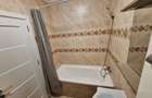 De inchiriat :Apartament 3 camere - 2