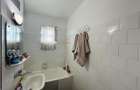 Apartament spatios, 4 camere, 4 balcoane - etaj 67, bloc cu lift - zon