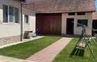 Vand casa caramida si teren , zona superba