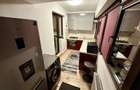 Vand apartament cu 3 camere complet mobilat si utilat.