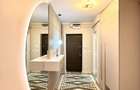 Ap. 3 camere , renovat , garaj - Ultracentral