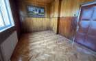Apartament la casa cu spatiu comercial si garaj - zona Bd. Victoriei - 13