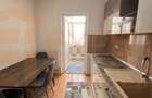 Apartament 2 camere decomandat de vanzare zona Poarta 6