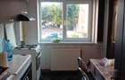 Vand apartament doua camere zona Traian vis-a-vis Liceul Lahovari - 4