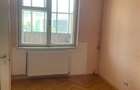 Apartament cu 3 camere de vanzare in cartierul Tudor, zona Corina