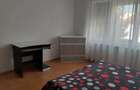 Proprietar inchiriez apartament spa?ios 3 camere + garaj zona Pia?a Spitalului - 1