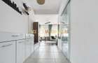 3 Camere de inchiriat | Pacii | Centrala | Parcare| Metrou | Mobilat
