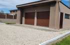 Pentru o viata in vacan?a, proprietate 3280 cu piscina, garaj, BBQ.. . - 8