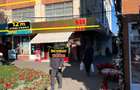 Spatiu comercial central, situat la 1 cu vitrina stradala mare. - 2
