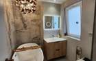 Unicat in Blocul Florentin: 3 camere, 2 bai, renovat integral cu designer - 11
