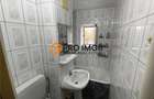 Apartament 3 camere cf 2 semidecomandat zona Crang