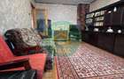 DE VANZARE APARTAMENT CU 3 CAMERE