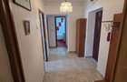 Vand apartament 2 camere central - 1