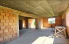 Casa la rosu ,3 camere + open space cu mansarda , constructie 2024 , 140mp ,teren 1500 mp , Sat Malaiesti ,PH la 15 min de oras, zona linistita