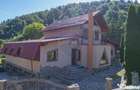 Casa de vacan?a cu 9 camere de vanzare Moieciu de Jos - 11