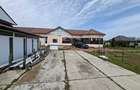 Spatiu comercial 396 mp + Vila 123 mp + Teren 5000 mp, deschidere 33 ml - 4