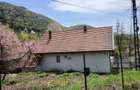 Casa la munte cu parau in curte,in localitatea Nojag.la 18 km.de DEVA - 6