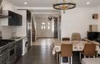 Casa cu garaj ?i 5 camere