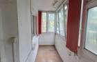 Apartament cu 4 camere de vanzare pe strada Parang
