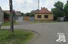 casa cu teren 900 m in Sacalaz, pt.investitie 3 case - 1