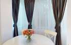 LIVE!Eleganta si simplitate - Centrul Civic, renovat complet, etaj int - 2